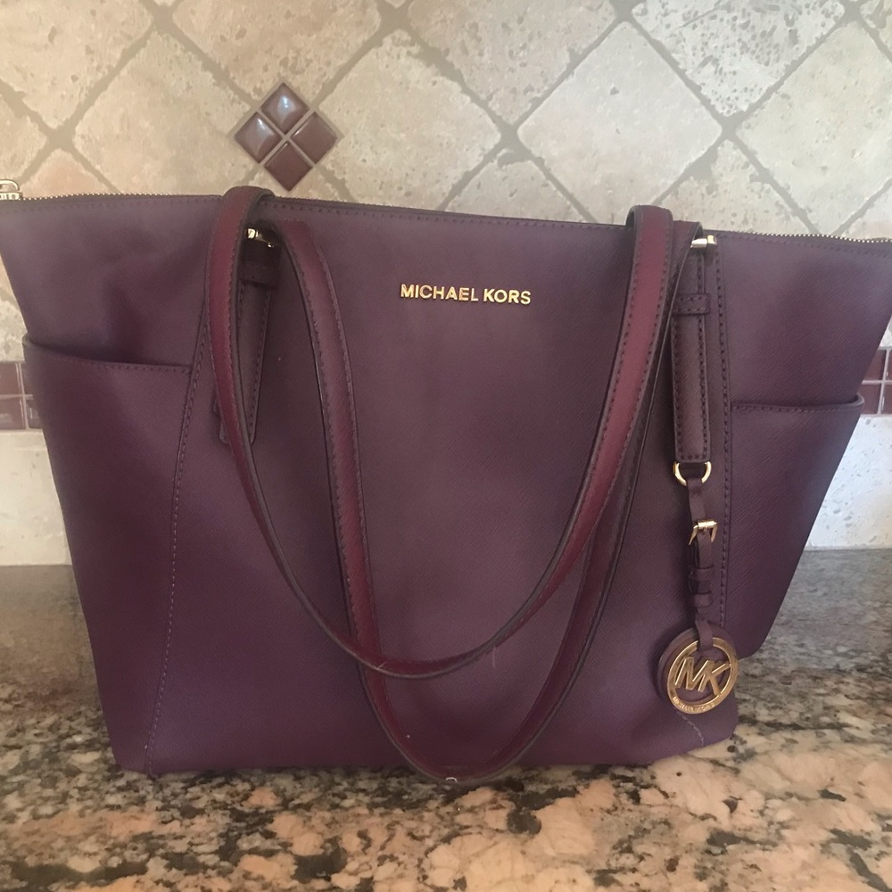 Michael Kors jet set tote